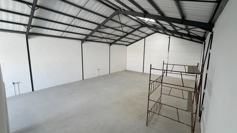 To Let commercial Property for Rent in Killarney Gardens Western Cape